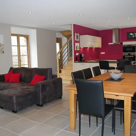 Des Hirondelles Tatil Evi *